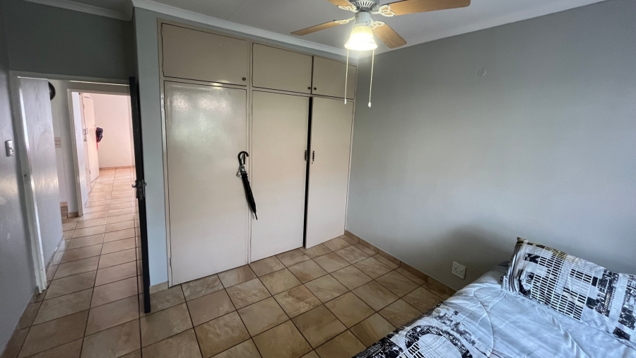 2 Bedroom Property for Sale in Rustenburg Central North West